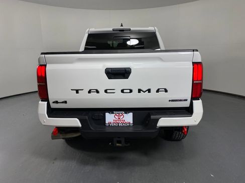 Used 2024 Toyota Tacoma TRD Off-Road w/ TRD Off Road Upgrade Package image 5
