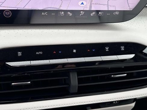 New 2026 Buick Enclave Avenir w/ Super Cruise Package AWD/4WD image 25
