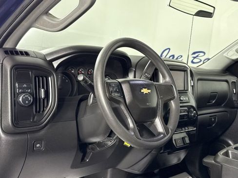 Used 2020 Chevrolet Silverado 2500 W/T image 2