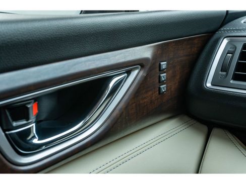 Used 2021 Subaru Ascent Touring AWD/4WD image 31