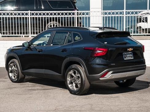 New 2026 Chevrolet Trax LT w/ Driver Confidence Package image 43