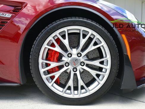 Used 2017 Chevrolet Corvette Z06 RWD image 25
