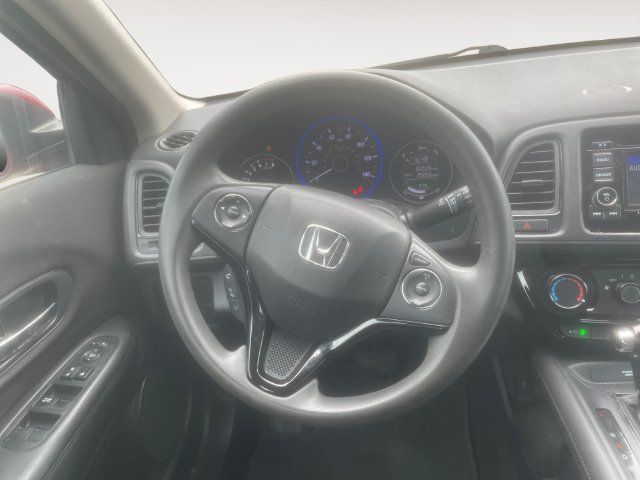 Used 2018 Honda HR-V LX image 12