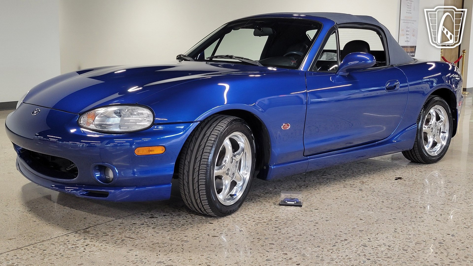 Used 1999 MAZDA MX-5 Miata RWD image 21