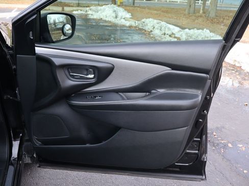 Used 2020 Nissan Murano SL w/ Moonroof Package image 26