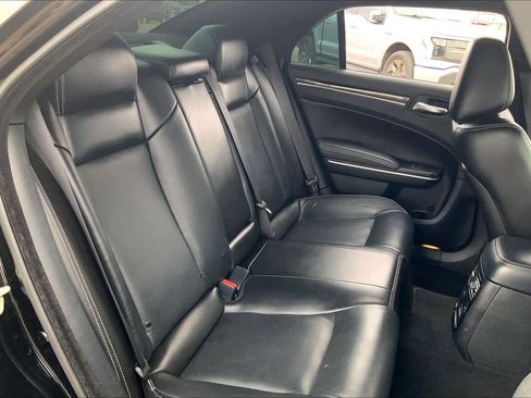 Used 2023 Chrysler 300 S w/ Comfort Group RWD image 20