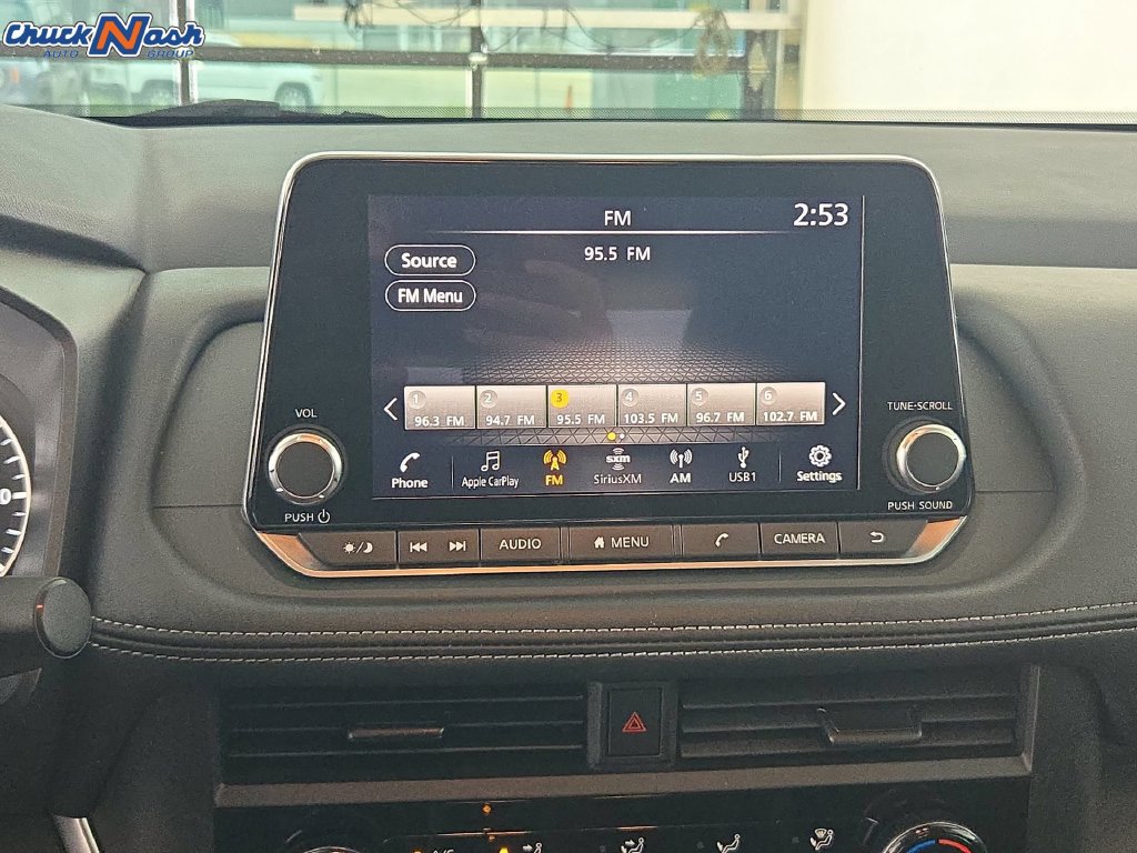 Used 2024 Nissan Rogue S FWD image 19