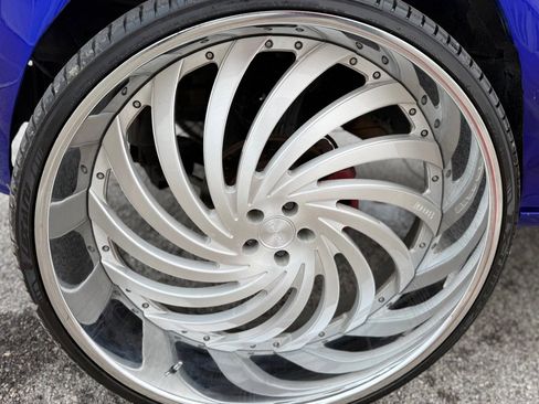 Used 2010 Dodge Charger SXT image 21