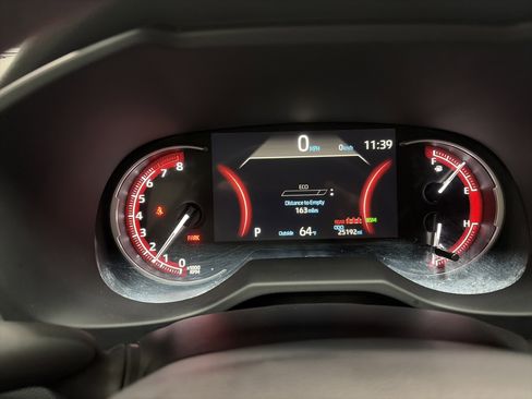 Used 2025 Toyota RAV4 XLE image 13