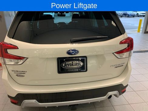 Used 2023 Subaru Forester Touring AWD/4WD image 15