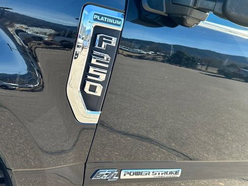 Used 2019 Ford F250 Platinum w/ Platinum Ultimate Package image 28