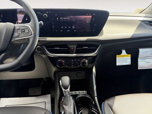 Used 2025 Buick Encore GX Sport Touring w/ Comfort Package FWD image 11