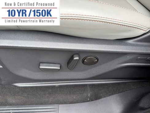 Used 2025 Ford Expedition Active image 17