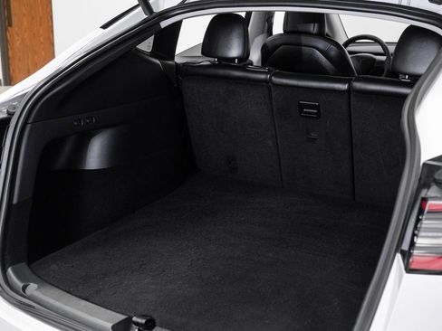 Used 2020 Tesla Model Y Performance image 55