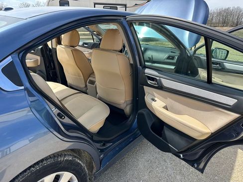 Used 2015 Subaru Legacy 2.5i Premium w/ Popular Package #2 AWD/4WD image 12