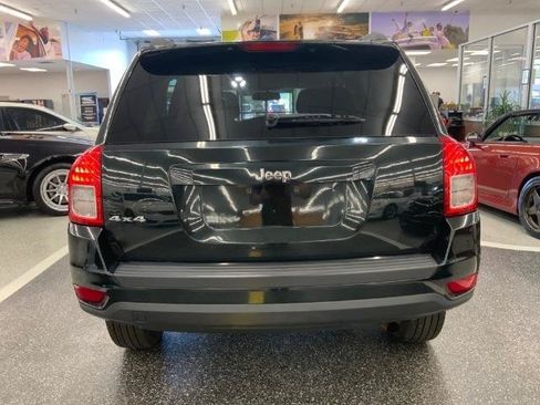 Used 2013 Jeep Compass Sport AWD/4WD image 6