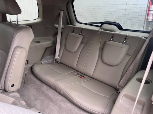 Used 2010 Toyota Highlander SE AWD/4WD image 8