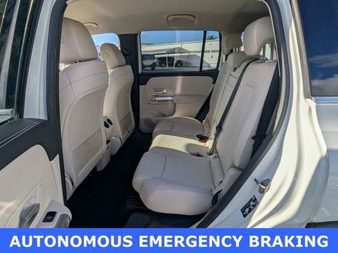 Used 2020 Mercedes-Benz GLB 250 image 5