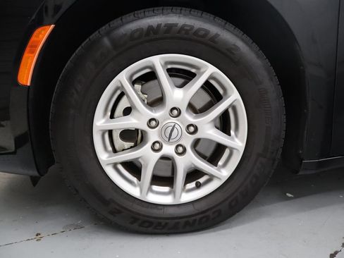 Used 2025 Chrysler Pacifica Select FWD image 9