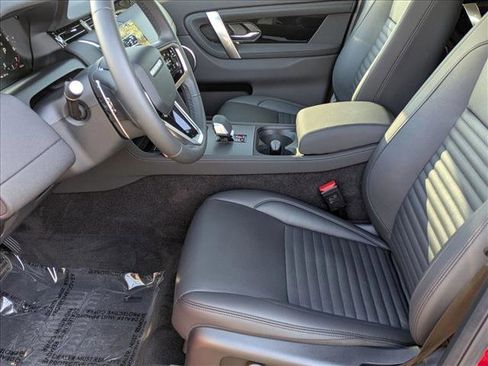 Certified 2025 Land Rover Discovery Sport S image 17