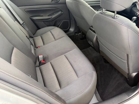 Certified 2024 Nissan Altima 2.5 SV FWD image 31