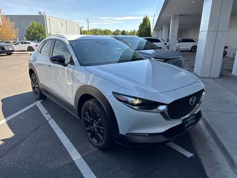 Used 2025 MAZDA CX-30 AWD 2.5 S w/ Select Sport Pkg image 2