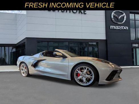Used 2022 Chevrolet Corvette Stingray Premium Cpe w/ Engine Appearance Package image 1