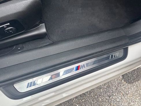 Used 2021 BMW 330i xDrive Sedan w/ M Sport Package image 13