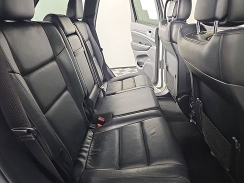 Used 2019 Jeep Grand Cherokee Limited image 37