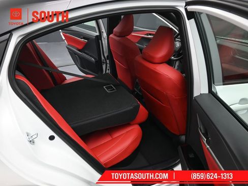 Used 2025 Toyota Camry XSE image 31