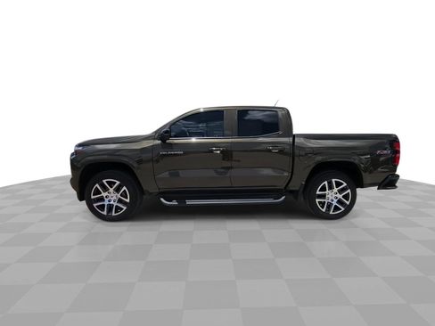 Used 2024 Chevrolet Colorado Z71 w/ Z71 Convenience Package 2 AWD/4WD image 5