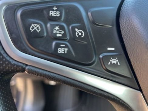 Used 2023 Chevrolet Malibu LT FWD image 12