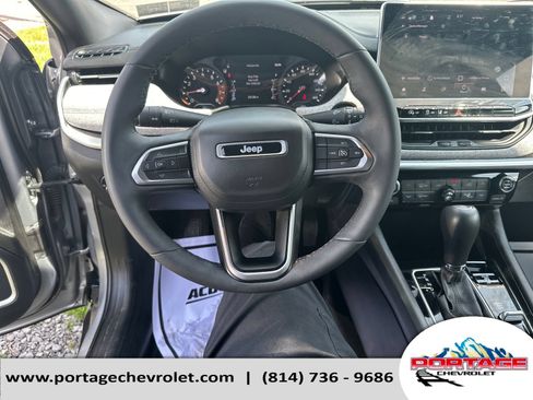 Used 2024 Jeep Compass Latitude w/ Convenience Group AWD/4WD image 15