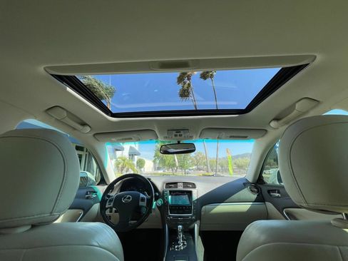 Used 2013 Lexus IS 250 w/ Premium Pkg Value Edition RWD image 14