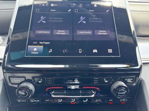 Used 2023 Jeep Grand Cherokee Altitude image 28