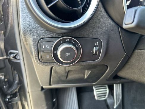 Used 2024 Alfa Romeo Stelvio Veloce image 17