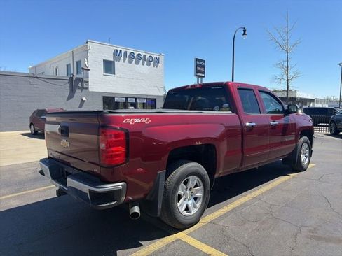 Used 2017 Chevrolet Silverado 1500 LT w/ All Star Edition AWD/4WD image 4