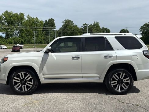Used 2016 Toyota 4Runner Limited RWD image 2