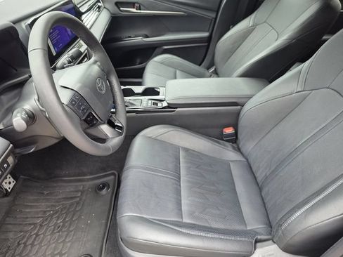Used 2025 Toyota Camry XSE w/ Premium Plus Package AWD/4WD image 11