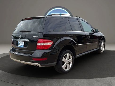 Used 2011 Mercedes-Benz ML 350 4MATIC image 3