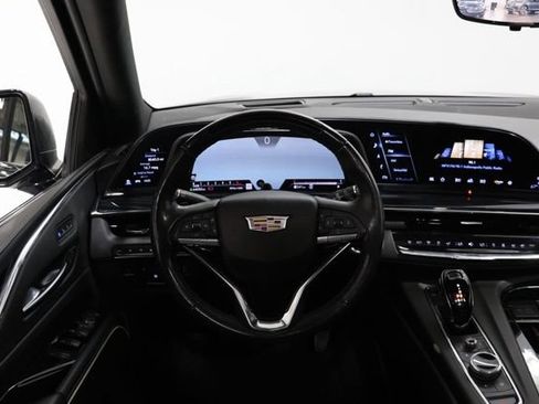 Used 2024 Cadillac Escalade ESV Sport AWD/4WD image 11