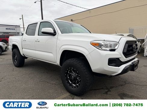 Used 2020 Toyota Tacoma SR image 1
