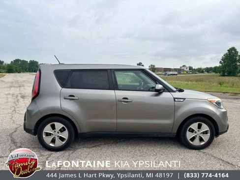 Used 2016 Kia Soul FWD image 6