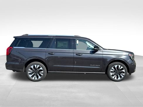 New 2026 Ford Expedition Max Platinum w/ Driver's Package AWD/4WD image 2