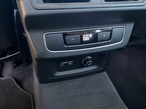 Used 2021 Audi Q5 Premium Plus image 33