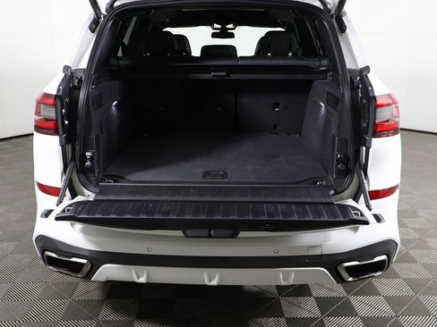 Used 2023 BMW X5 M50i w/ Executive Package image 20