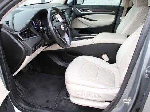 Used 2024 Buick Enclave Avenir w/ Avenir Technology Package image 17