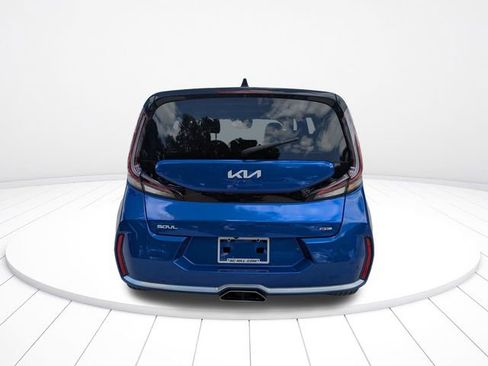 Used 2024 Kia Soul GT-Line w/ GT-Line Technology Package FWD image 5