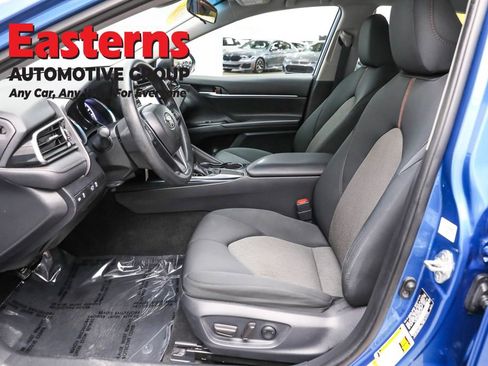 Used 2019 Toyota Camry LE image 14