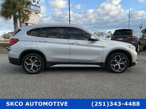 Used 2018 BMW X1 xDrive28i w/ Premium Package image 6